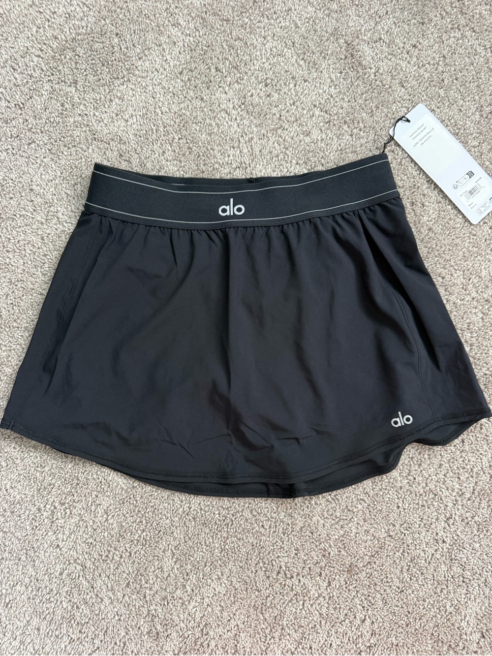 ALO Yoga Black Active Mini Skirt with Elastic Logo Waistband
